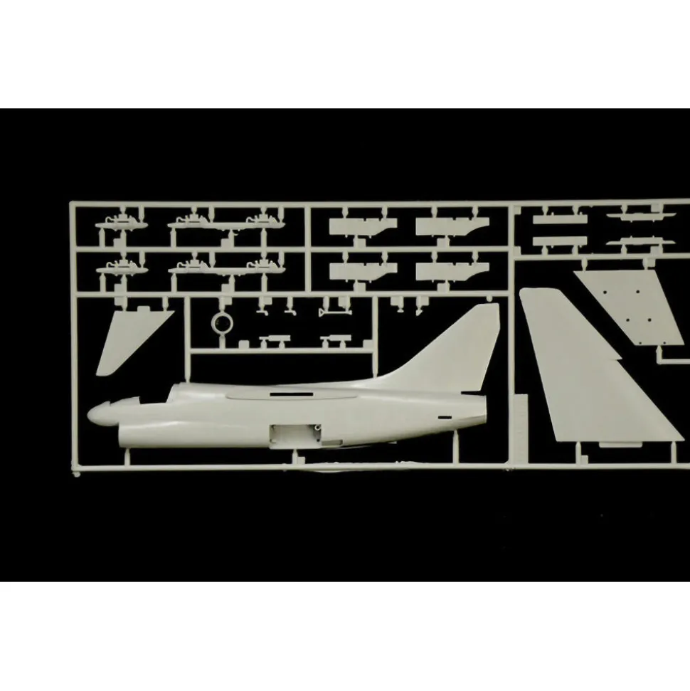 A-7E Corsair Ii 1/72 Kit 1:72 Scale Plastic Model Kit by Italeri