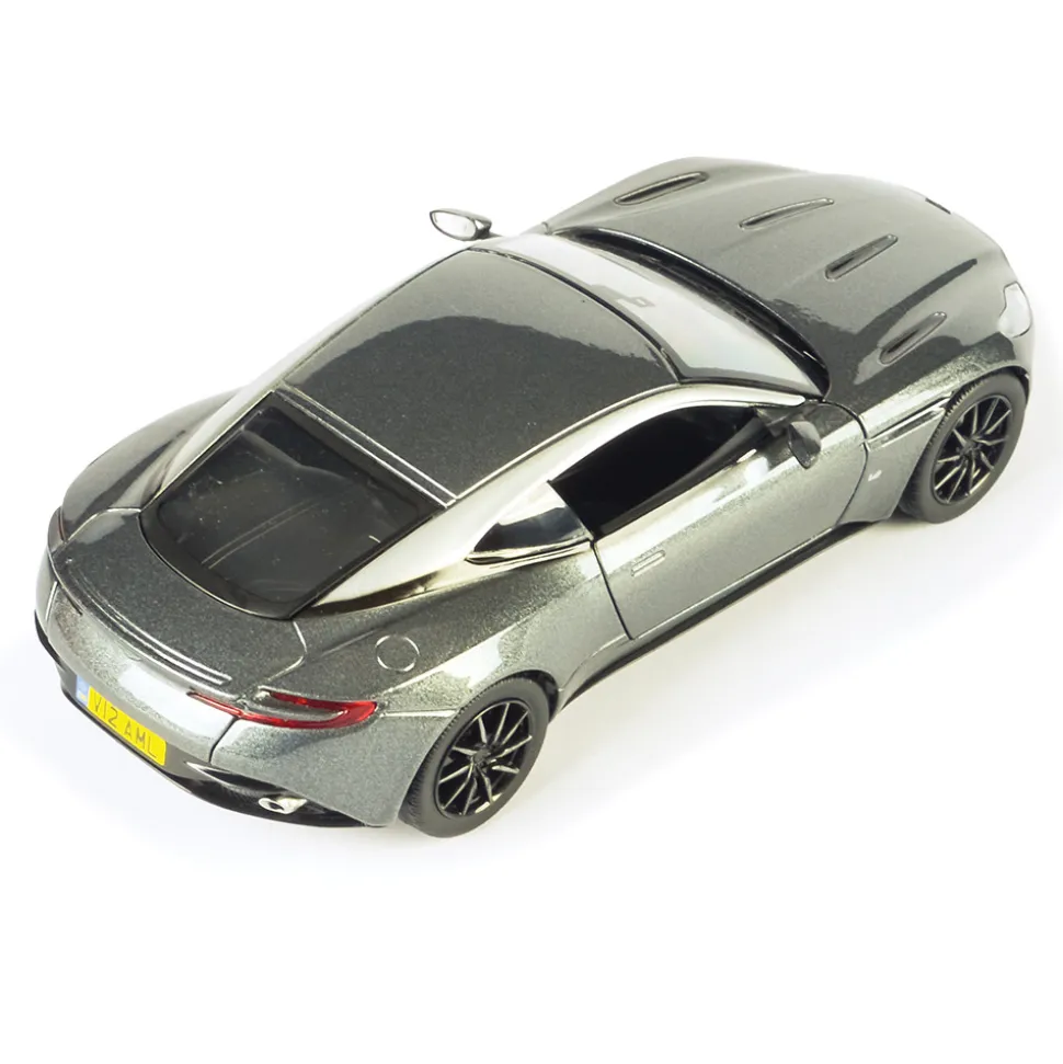 Aston Martin DB11 1:24 Scale Diecast Model Car by Motormax