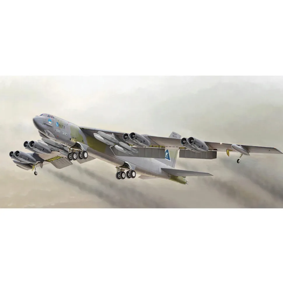 B-52G Stratofortress - Gulf War 1/72 Kit 1:72 Scale Plastic Model Kit by Italeri
