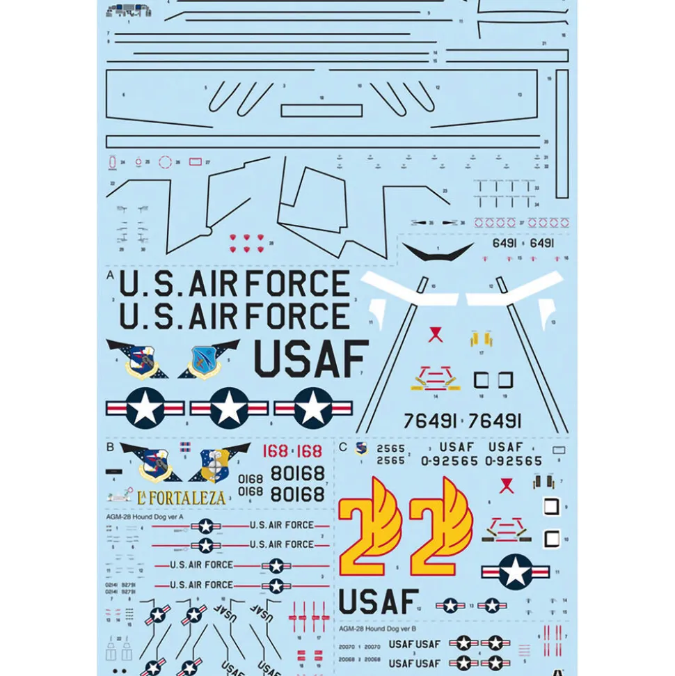B-52G Stratofortress With Hound Dog 1/72 Kit 1:72 Scale Plastic Model Kit by Italeri
