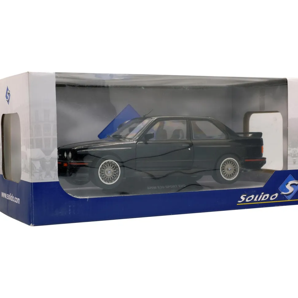 1990 BMW E30 M3 Sport EVO - Glanzschwarz 1:18 Scale Diecast Model Car by Solido