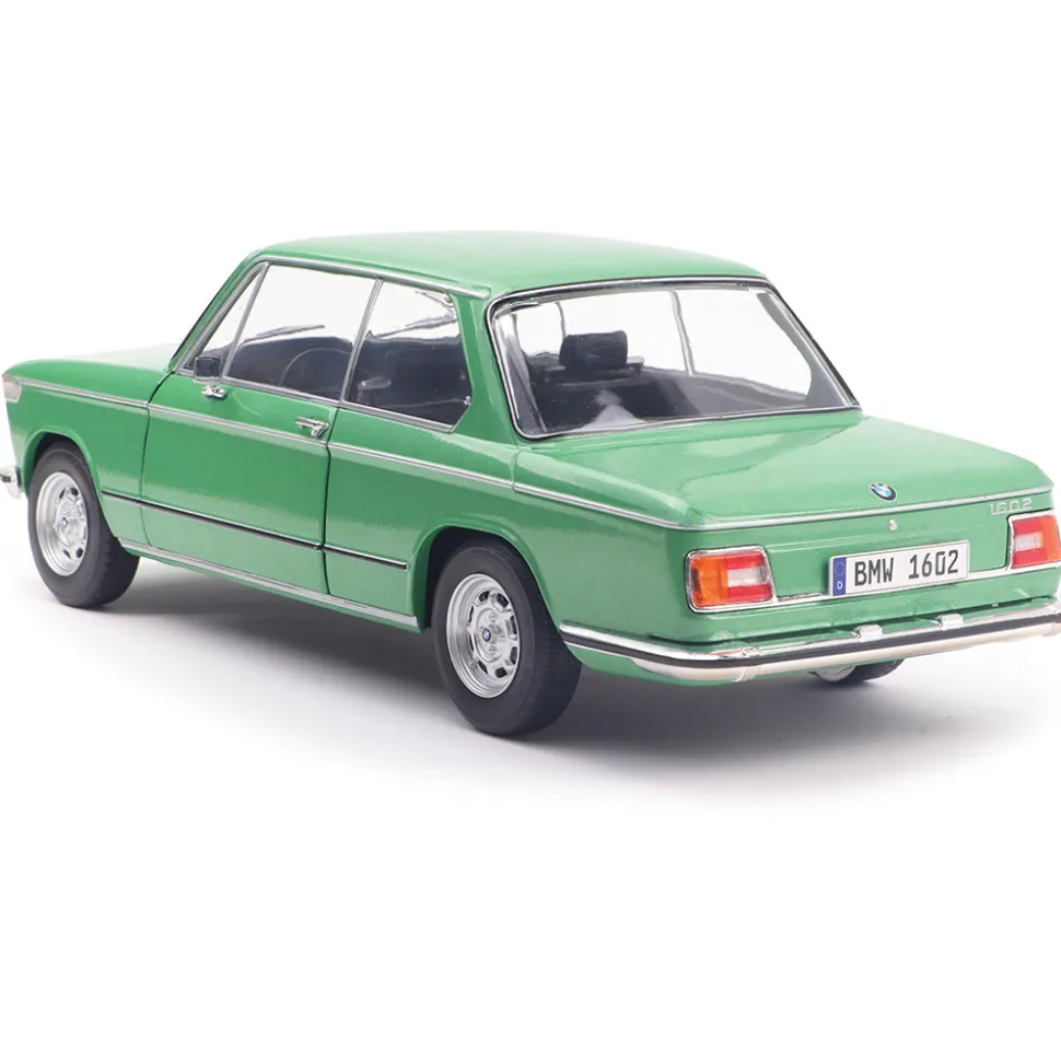 1971 BMW 1602 - Taiga 1:18 Scale Diecast Model Car by Solido