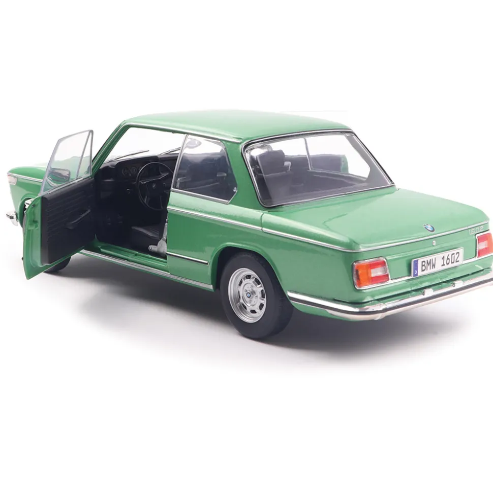 1971 BMW 1602 - Taiga 1:18 Scale Diecast Model Car by Solido