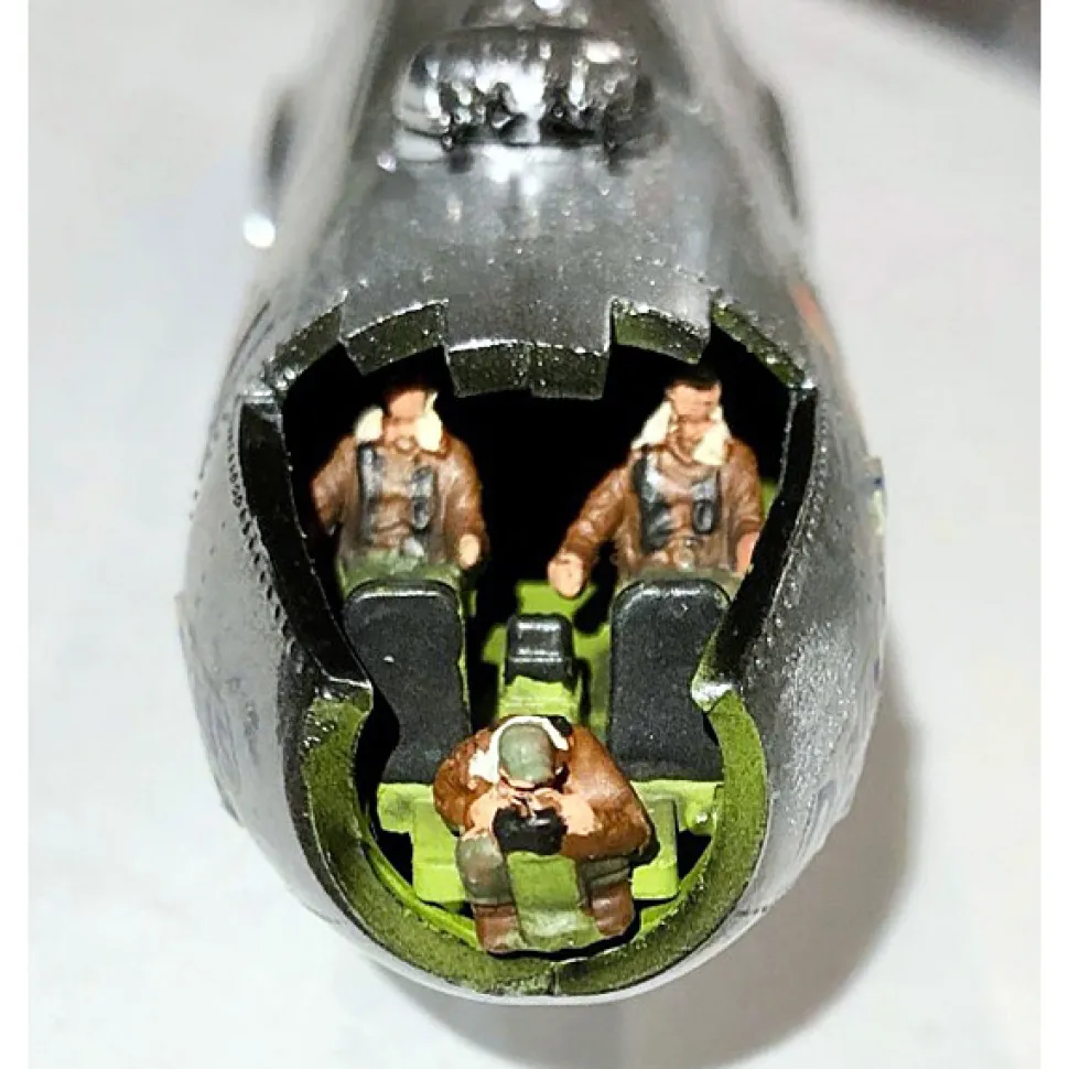 B-29 Superfortress with Swivel Kit 1:120 Scale by Atlantis Models