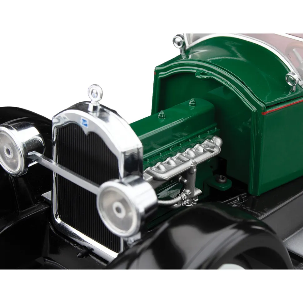 1925 Buick Model 25 - Green 1:18 Scale Diecast Model Car by Sunstar