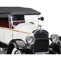 1925 Buick Model 25 - Light Grey 1:18 Scale Diecast Model Car by Sunstar