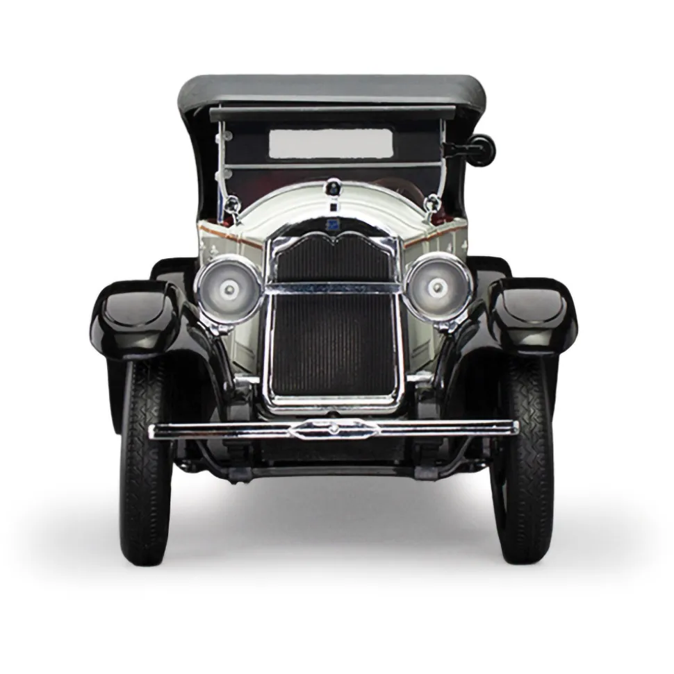 1925 Buick Model 25 - Light Grey 1:18 Scale Diecast Model Car by Sunstar