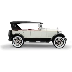 1925 Buick Model 25 - Light Grey 1:18 Scale Diecast Model Car by Sunstar