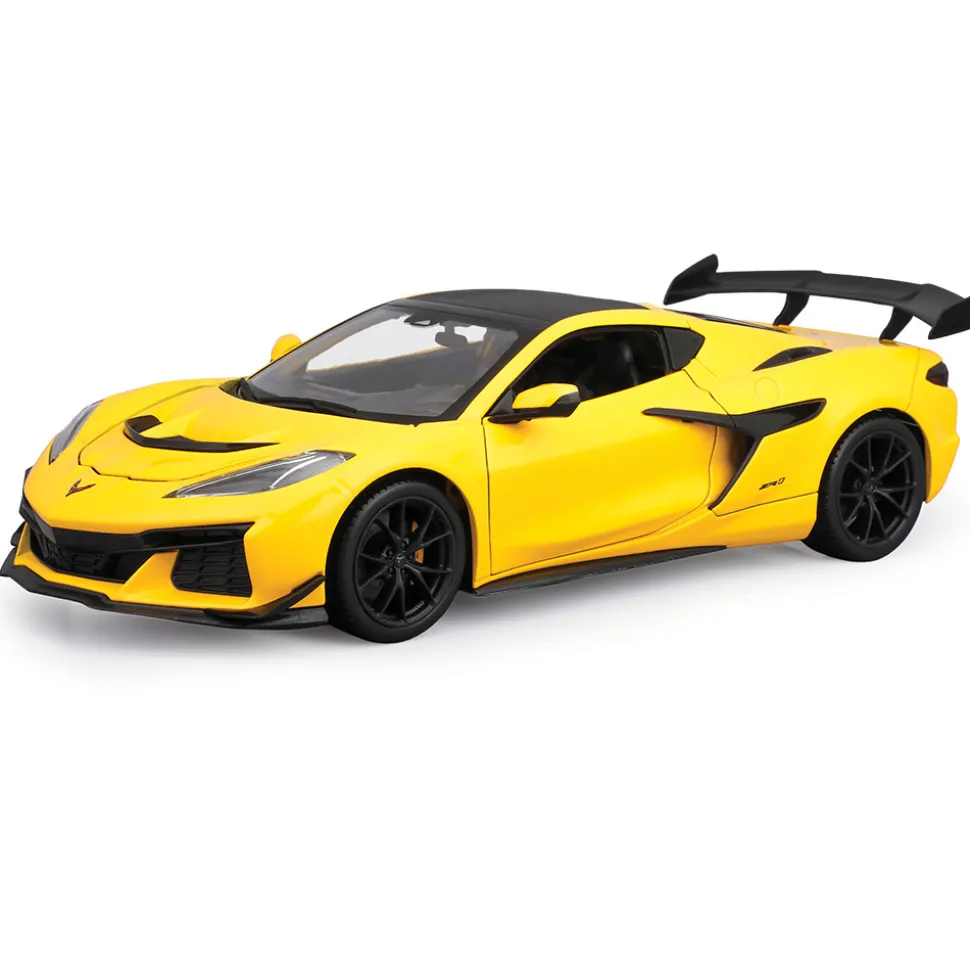 2025 C8 Corvette ZR1 - Yellow 1:18 Scale Diecast Model Car by Maisto