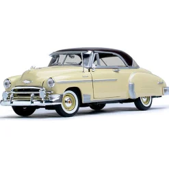 1950 Chevrolet Bel Air 1:18 Scale Diecast Model by Motormax