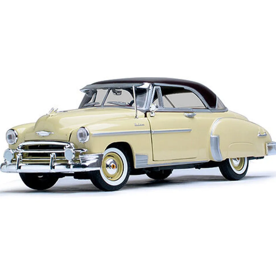 1950 Chevrolet Bel Air 1:18 Scale Diecast Model by Motormax