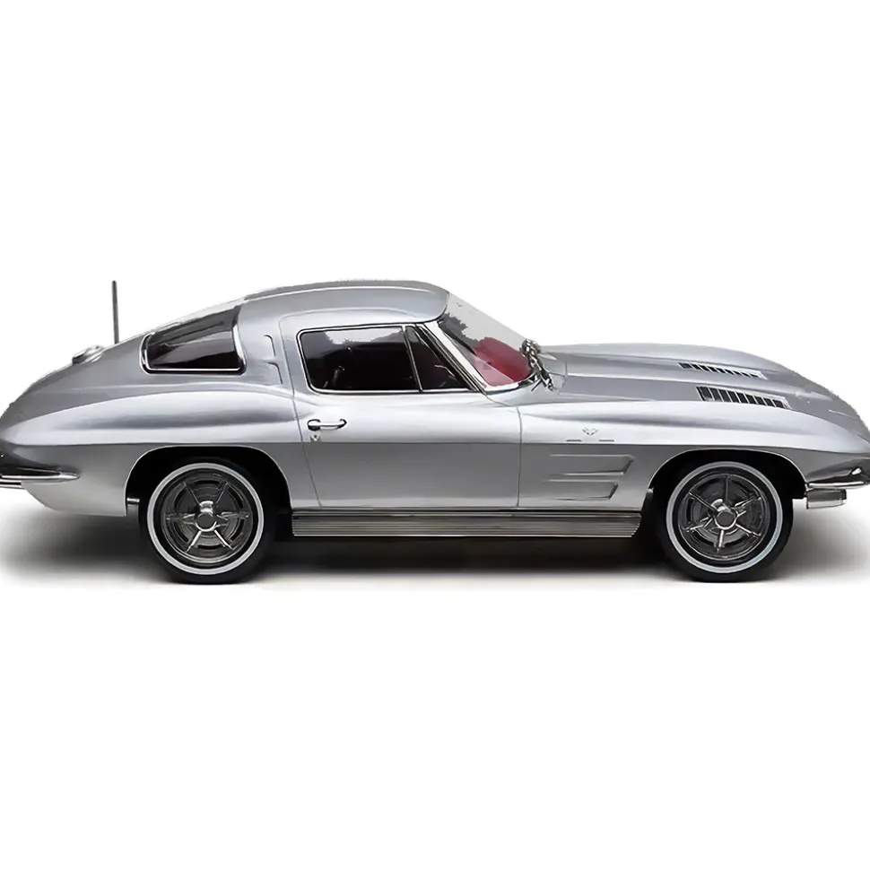 1963 Chevrolet Corvette Sting Ray Split Window 1:18 Scale Diecast Model Car by Norev