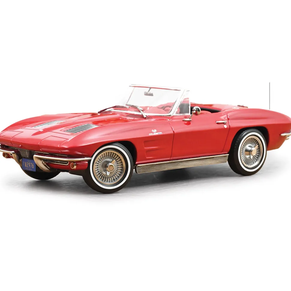 1963 Chevrolet Corvette Sting Ray Cabriolet - Red 1:18 Scale Diecast Model Car by Norev