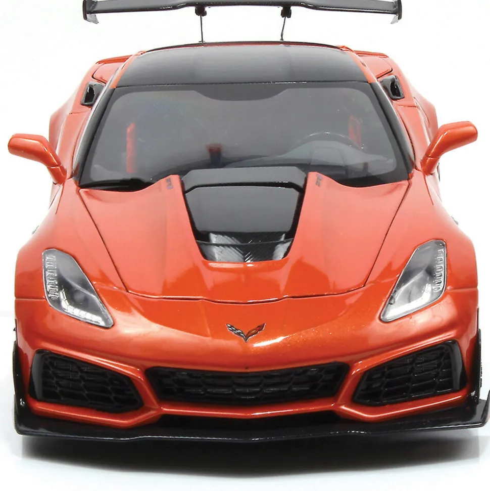 2019 Chevrolet Corvette ZR1 - Sebring Orange Tintcoat 1:18 Scale Diecast Model Car by IXO Models