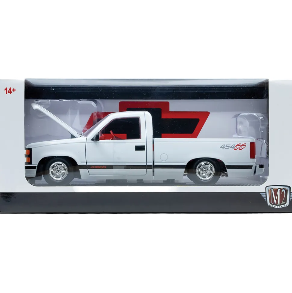 1993 Chevrolet C1500 SS 454 - White 1:24 Scale Diecast Model Truck by M2 Machines
