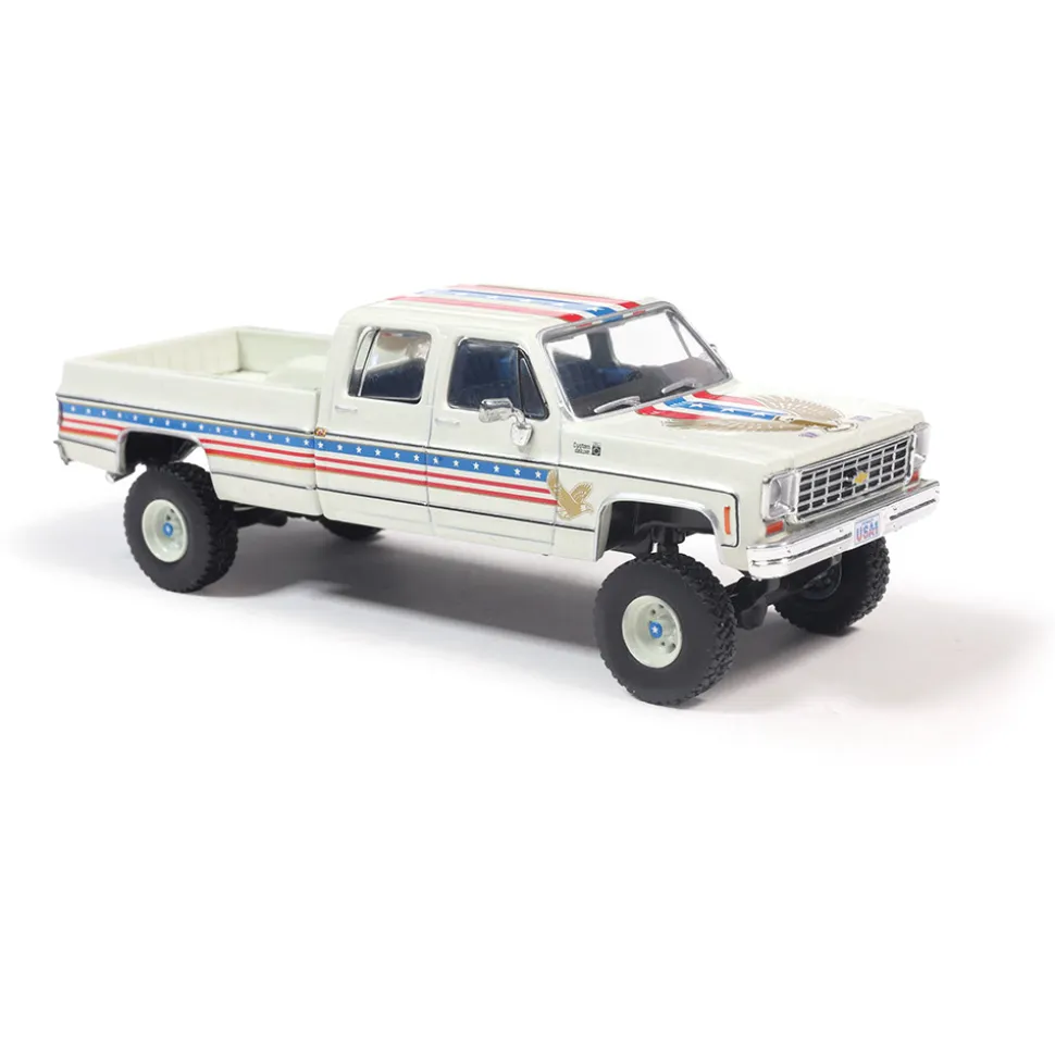 1976 Chevrolet Custom Deluxe K30 Fleetside - July 4th 250th Anniversary Exclusive 1:64 Scale Diecast Model Truck by IXO Models