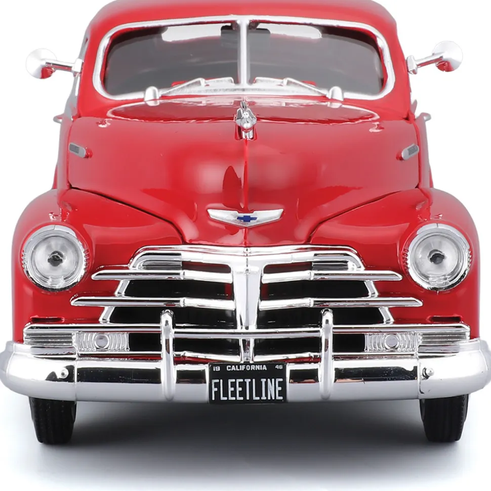 1948 Chevrolet Fleetline Aerosedan - Red 1:24 Scale Diecast Model Car by Maisto