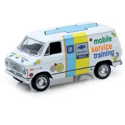 1972 Chevrolet G10 Van - Training Wheels 1:64 Scale Diecast Model Car by M2 Machines