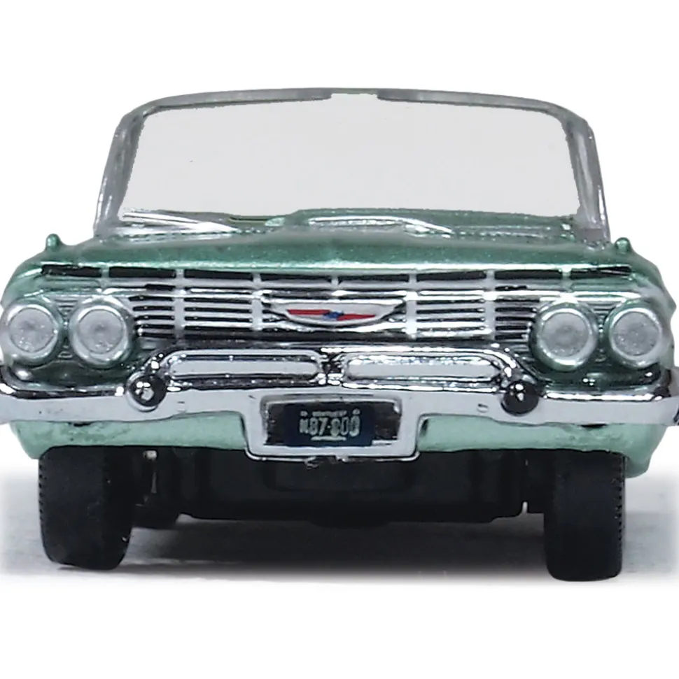 1961 Chevrolet Impala Convertible - Arbor Green 1:87 Scale by Oxford Diecast