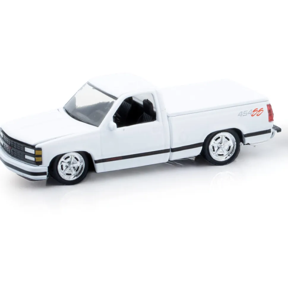 1995 Chevrolet S10 Custom & 1993 Chevrolet C1500 SS454 1:64 Scale Diecast Model Truck by M2 Machines