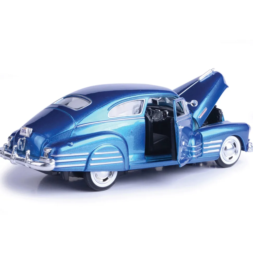 1948 Chevy Aerosedan Fleetline - Metallic Blue 1:24 Scale Diecast Model Car by Motormax