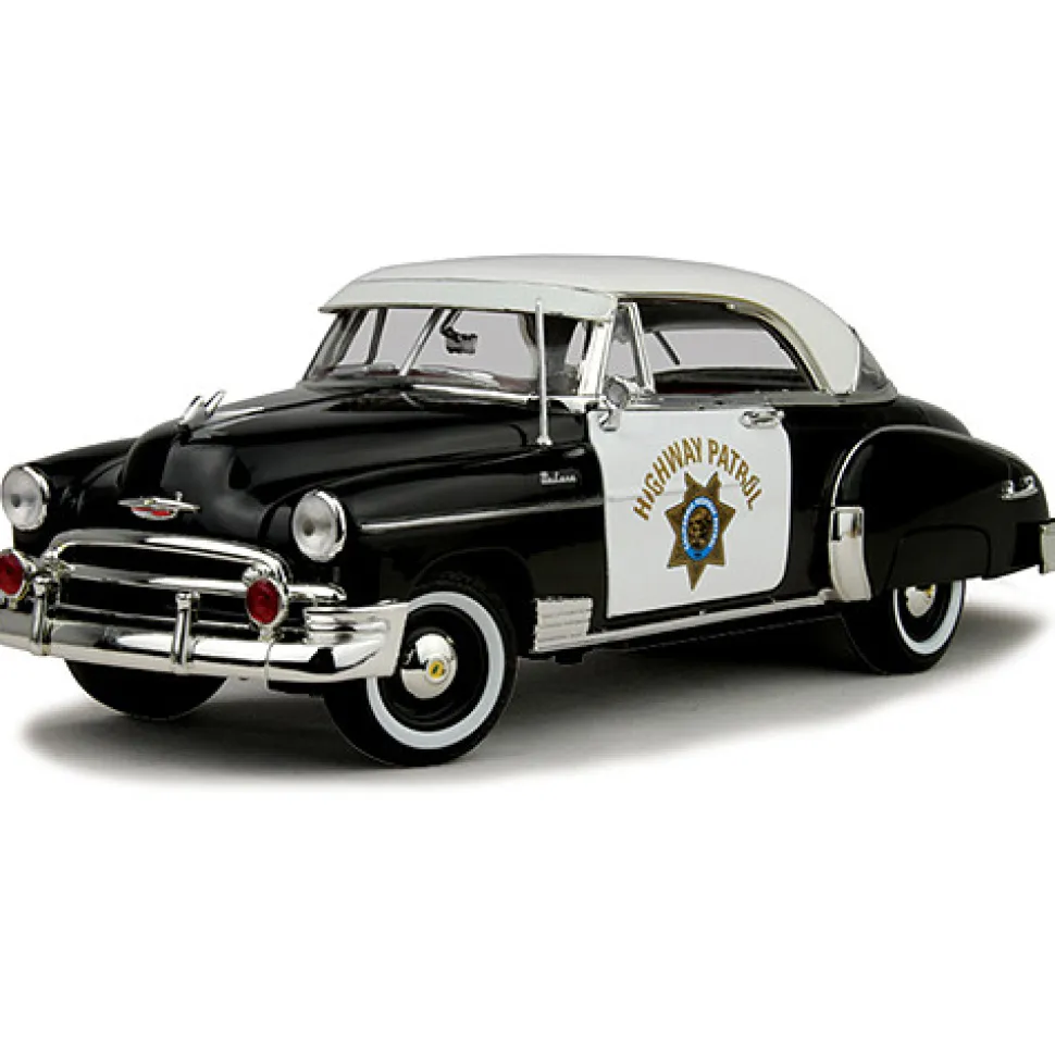 1950 Chevy Bel Air California Highway Patrol Car 1:18 Scale Diecast Model by Motormax