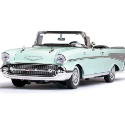 1957 Chevy Bel Air Convertible - Mist Green 1:18 Scale Diecast Model by Motormax