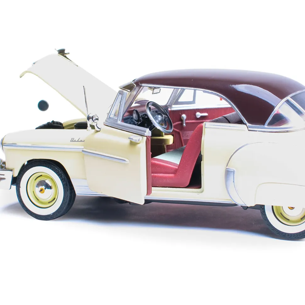 1950 Chevy Bel Air - Yellow 1:24 Scale Diecast Model Car by Motormax