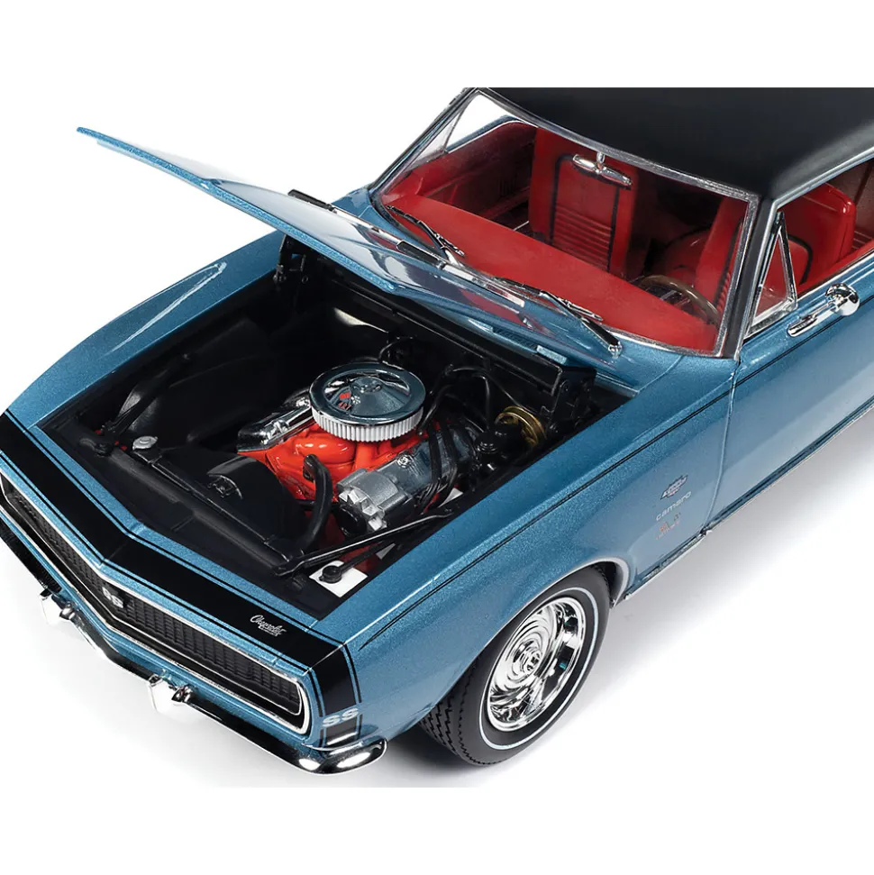1967 Chevy Camaro Coupe MCACN - Nantucket Blue 1:18 Scale Diecast Model Car by American Muscle - Ertl