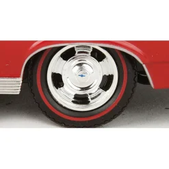 1967 Chevy Chevelle SS 396 1:18 Scale Diecast Model by Motormax