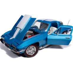 1967 Chevy Corvette Stingray - Light Metallic Blue 1:18 Scale Diecast Model Car by American Muscle - Ertl