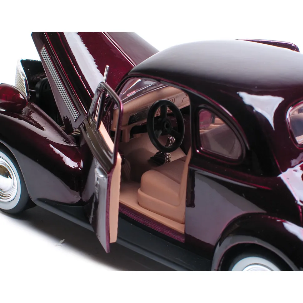 1939 Chevy Coupe - Burgundy 1:24 Scale Diecast Model by Motormax