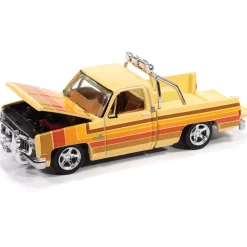 1981 Chevy Silverado Fleetside Lowered Hobby Exclusive 1:64 Scale Diecast Model Truck by Auto World