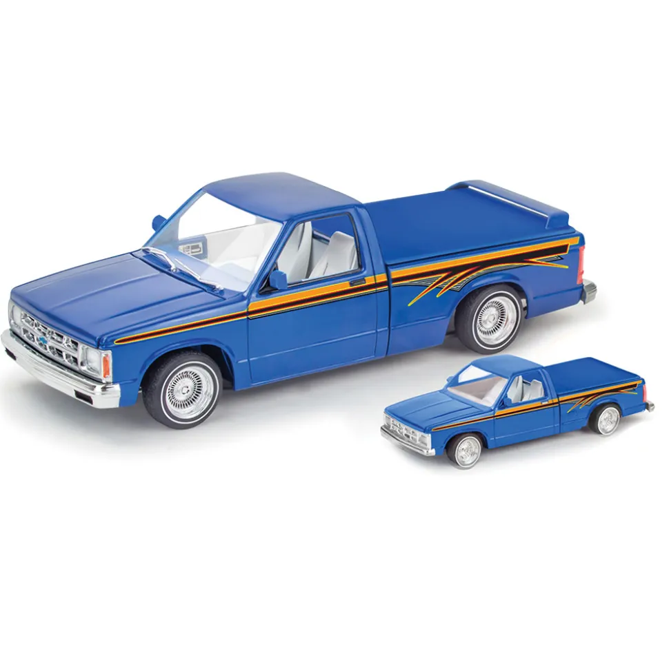 1991 Chevy S-10 Lowrider Special Edition Model Kit 1:25 Scale Plastic Model Kit by Revell