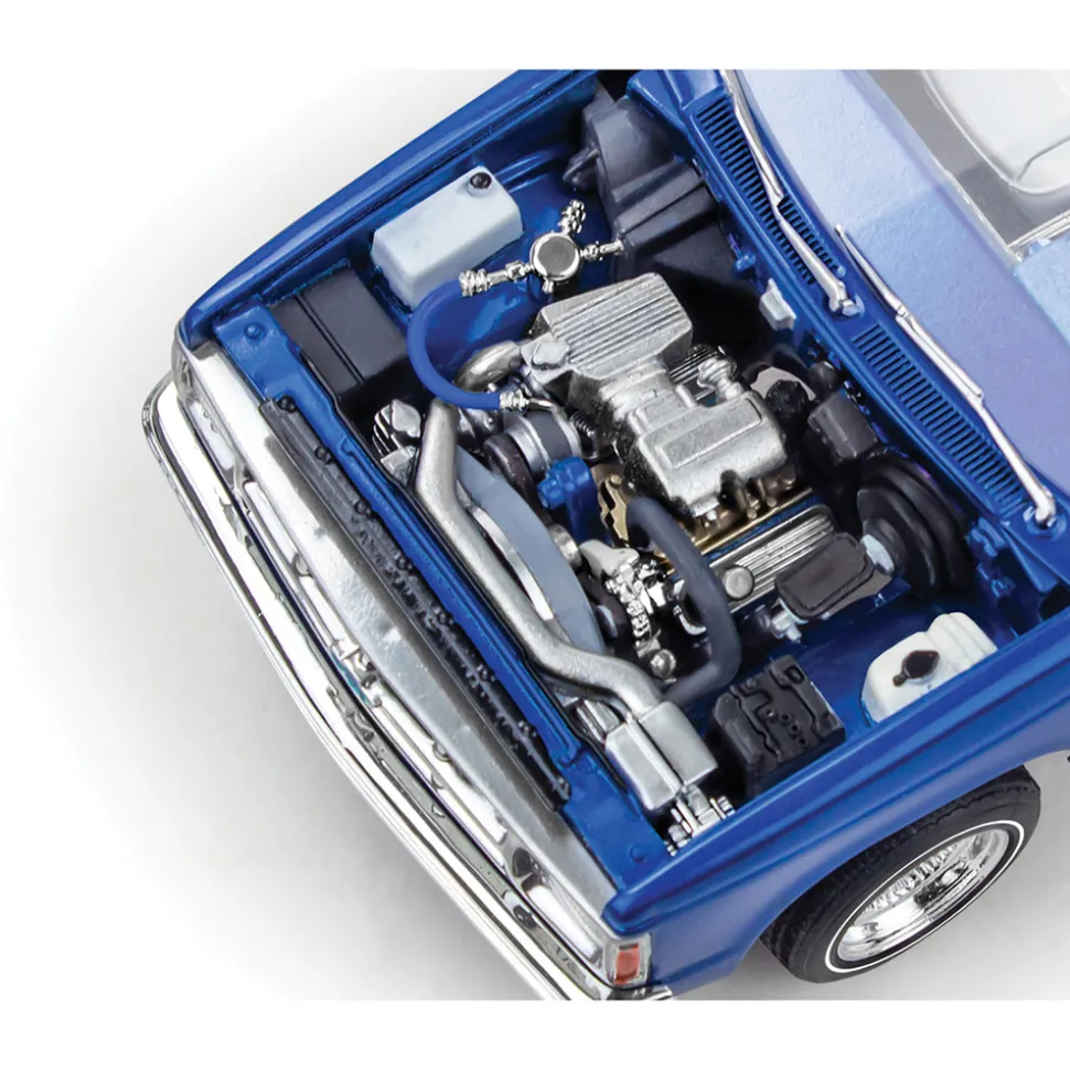 1991 Chevy S-10 Lowrider Special Edition Model Kit 1:25 Scale Plastic Model Kit by Revell