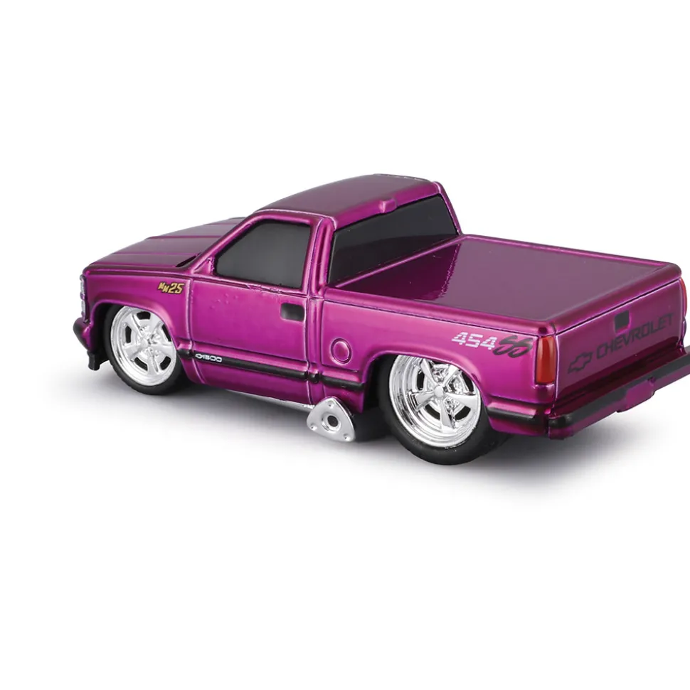 1993 Chevy 454 SS Pickup - Purple - Muscle Machines 25th 1:64 Scale by Muscle Machines