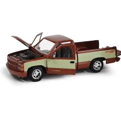 1992 Chevy 454 SS Pickup With Slide-In Camper 1:24 Scale by Motormax