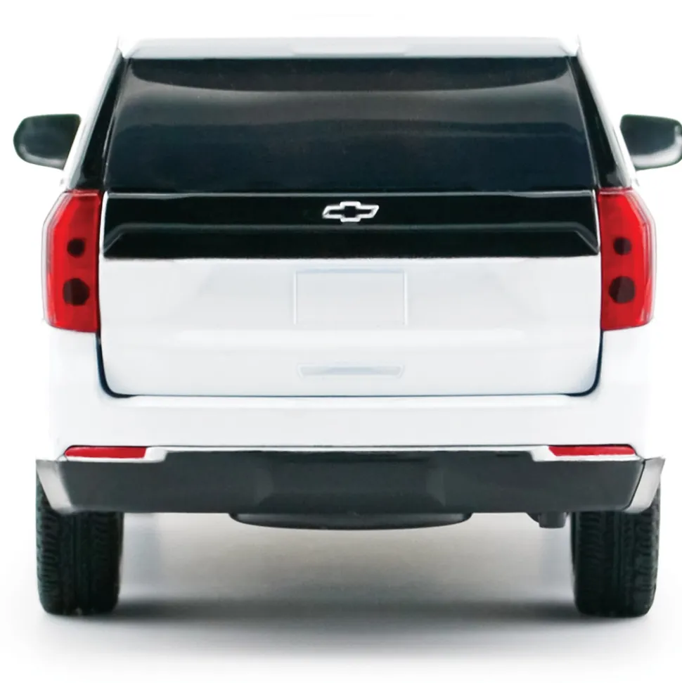 2025 Chevy Tahoe PPV Builder Kit - White 1:24 Scale Diecast Model Truck by Motormax