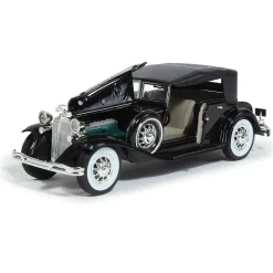 1932 Chrysler LeBaron - Black 1:32 Scale Diecast Model Car by Signature Models