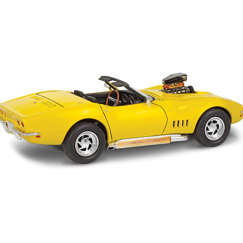1968 Corvette L-88 Roadster - Plastic Model Kit 1:25 Scale Model Kit by Revell