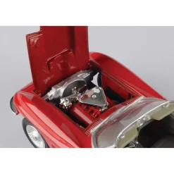 1967 Corvette - Red 1:24 Scale Diecast Model Car by Motormax