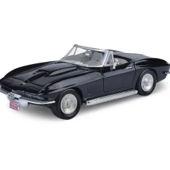 1967 Corvette 427 Tri-Power 1:24 Scale Diecast Model by Motormax
