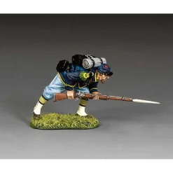 Crouching Advancing 1/30 Figure - CW132 1:30 Scale Metal by King and Country