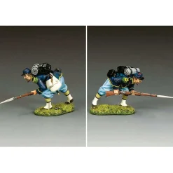 Crouching Advancing 1/30 Figure - CW132 1:30 Scale Metal by King and Country