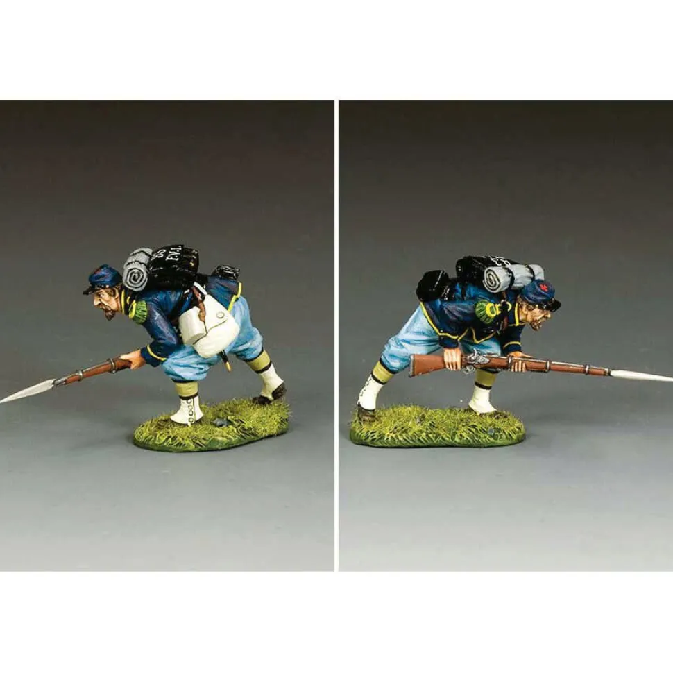 Crouching Advancing 1/30 Figure - CW132 1:30 Scale Metal by King and Country