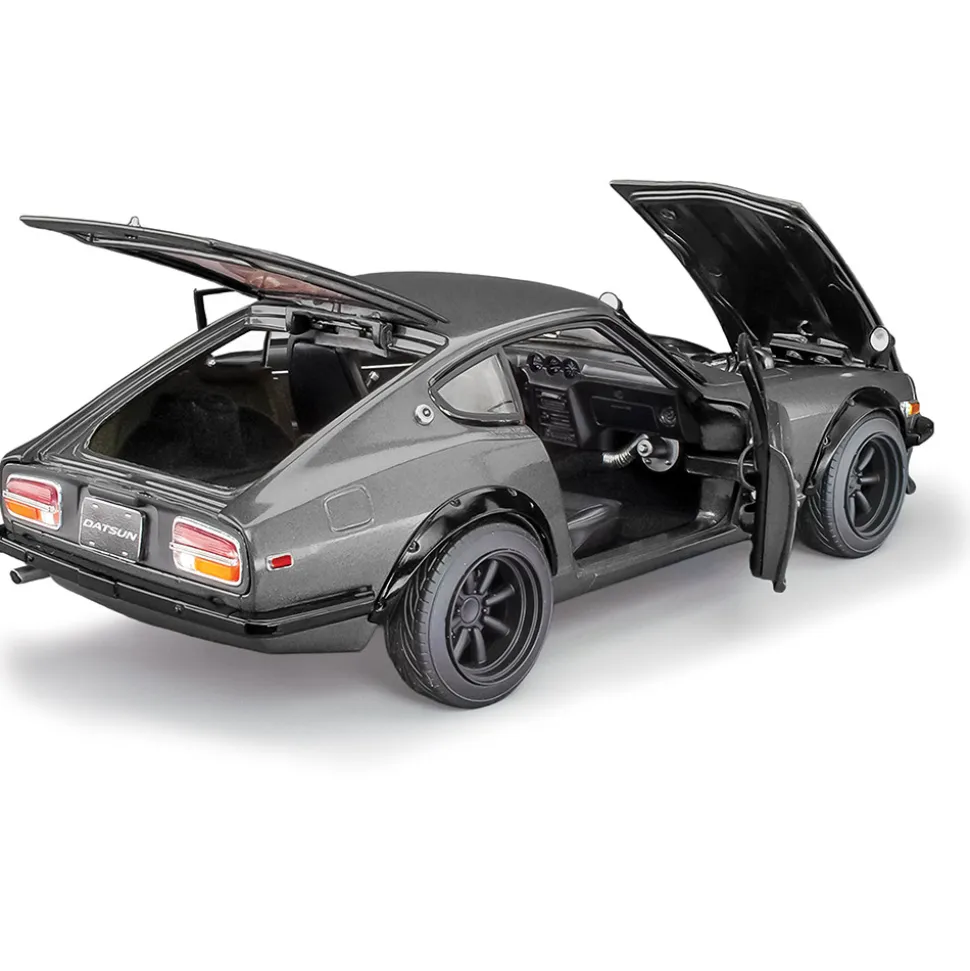 1971 Datsun 240Z Widebody - Dark Gray 1:18 Scale Diecast Model Car by Sunstar