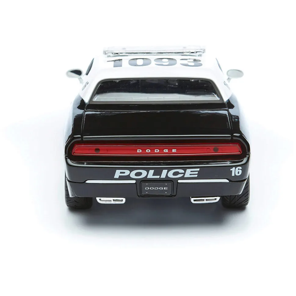 2006 Dodge Challenger Concept - Police - B&W 1:18 Scale Diecast Model Car by Maisto