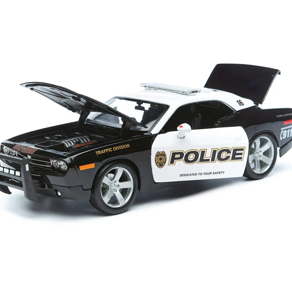 2006 Dodge Challenger Concept - Police - B&W 1:18 Scale Diecast Model Car by Maisto