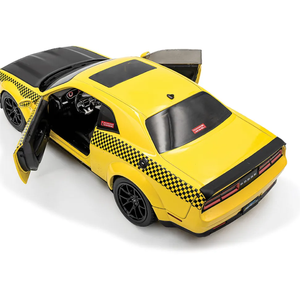 2023 Dodge Challenger SRT Hellcat Redeye Widebody - NYC Hellcab 1:18 Scale Diecast Model Car by Solido
