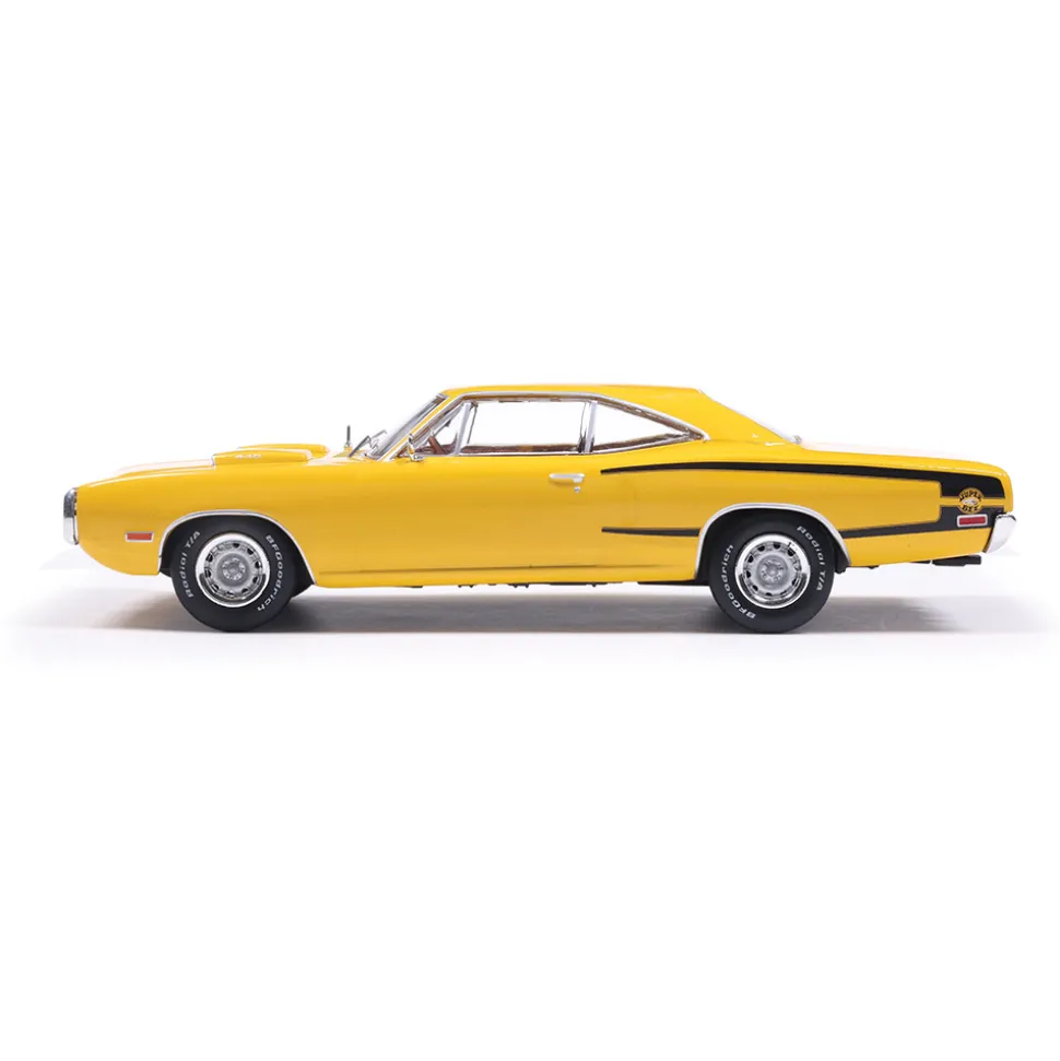 1970 Dodge Coronet Super Bee - Top Banana 1:43 Scale Diecast Model Car by IXO Models